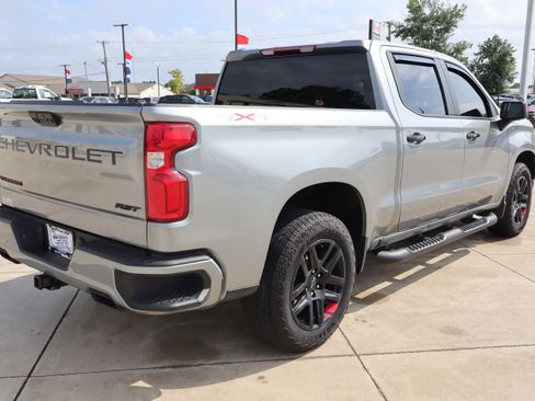 Used 2023 Chevrolet Silverado 1500 RST w/ Redline Edition AWD/4WD image 5