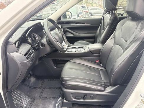 Certified 2025 INFINITI QX60 Pure image 24