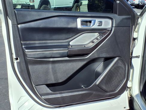 Used 2020 Ford Explorer ST w/ Premium Technology Package image 16