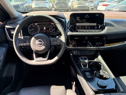 Certified 2023 Nissan Rogue SL w/ SL Premium Package AWD/4WD image 17
