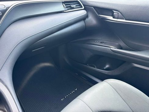 Used 2023 Toyota Camry LE FWD image 21