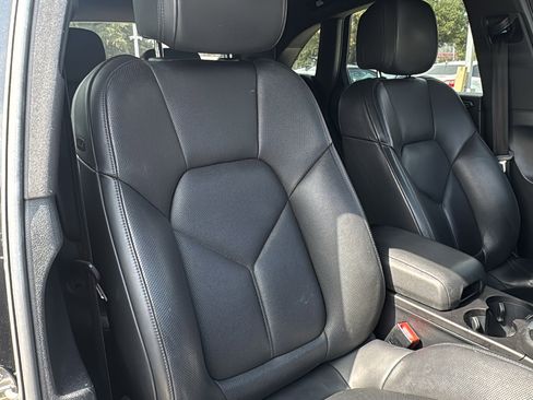 Used 2021 Porsche Macan S image 22