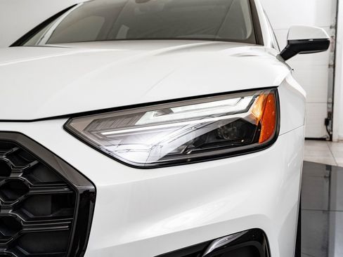 Used 2022 Audi Q5 2.0T Premium Plus image 15