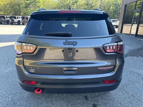 Used 2021 Jeep Compass Trailhawk image 6