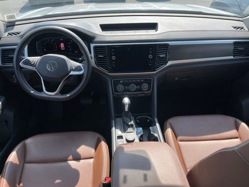 Certified 2022 Volkswagen Atlas SE AWD/4WD image 10