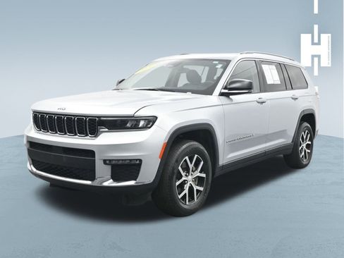 Used 2023 Jeep Grand Cherokee L Limited image 1