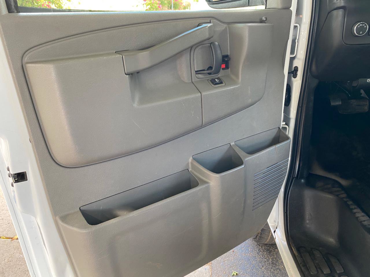 Used 2021 Chevrolet Express 2500 Extended w/ Driver Convenience Package RWD image 28