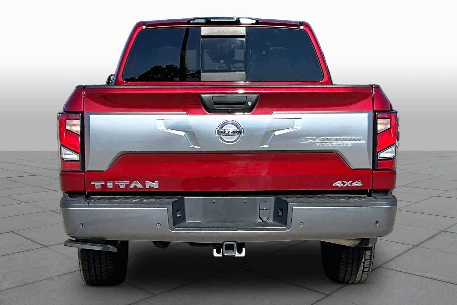 Used 2020 Nissan Titan Platinum Reserve w/ Moonroof Package AWD/4WD image 4