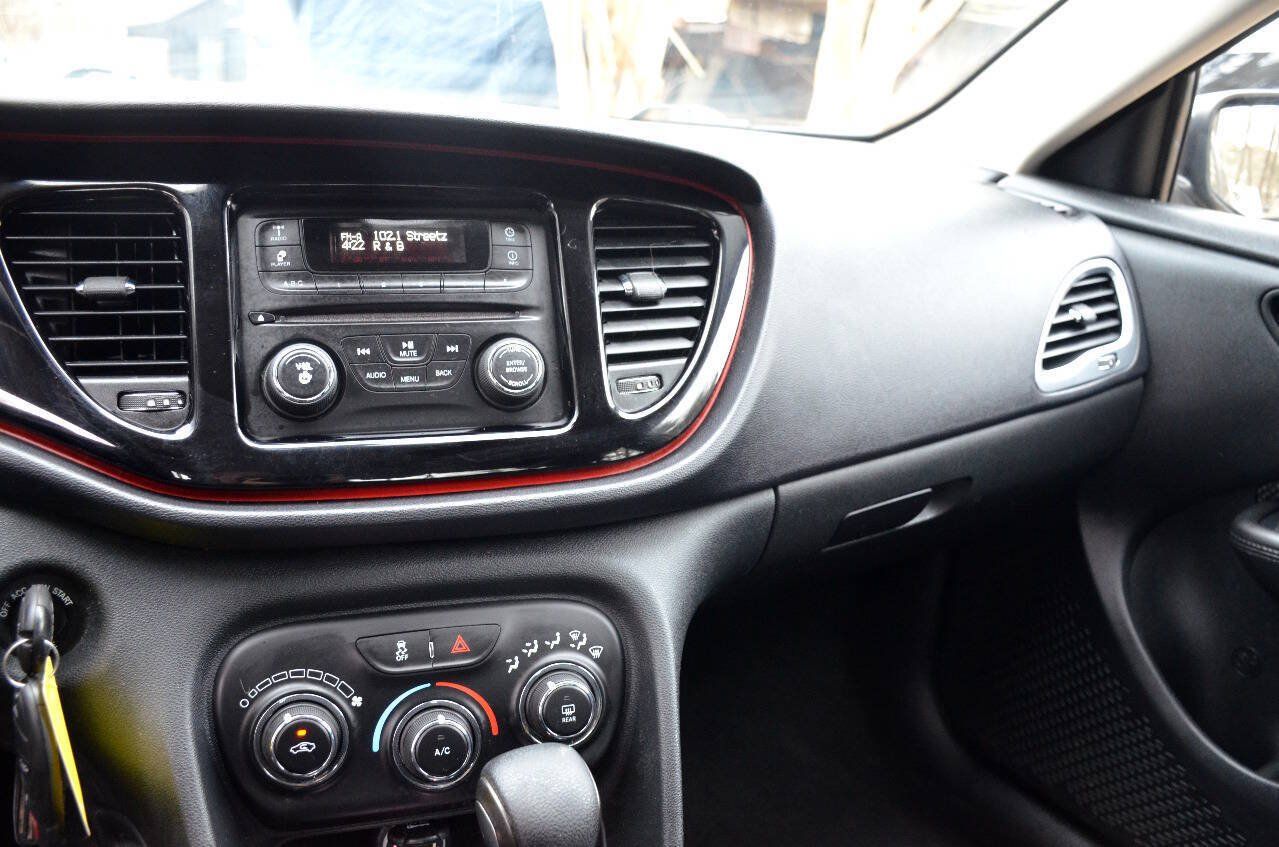 Used 2015 Dodge Dart SE w/ Convenience Group FWD image 12