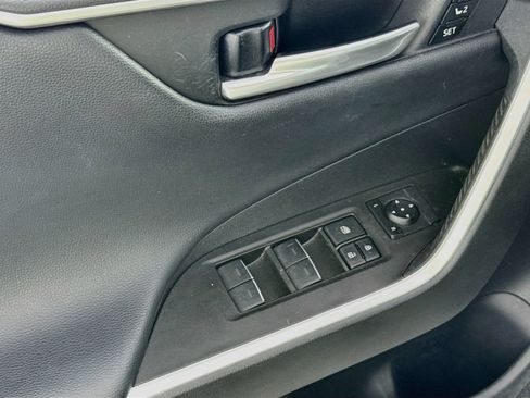 Certified 2023 Toyota RAV4 XSE AWD/4WD image 6