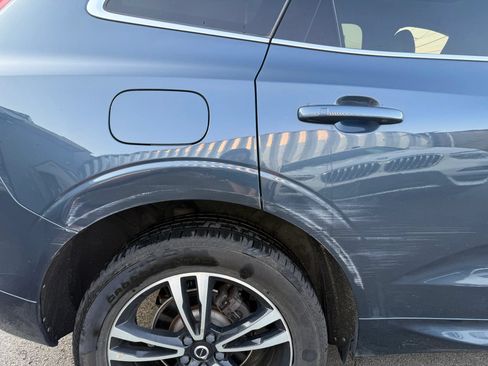 Used 2021 Volvo XC60 T5 Momentum w/ Protection Package AWD/4WD image 34