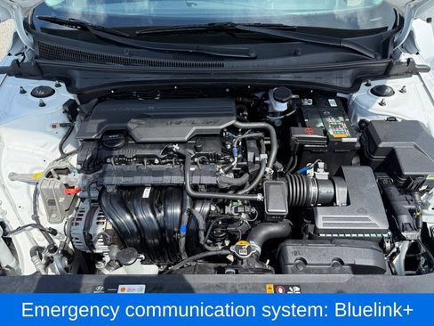 Certified 2024 Hyundai Elantra SEL FWD image 11