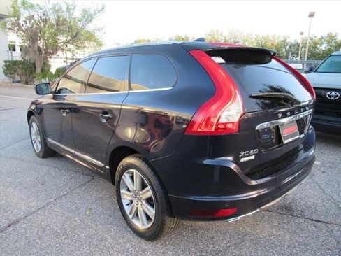 Used 2017 Volvo XC60 T5 Inscription image 5