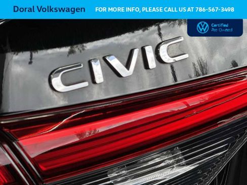 Used 2023 Honda Civic Sport image 10