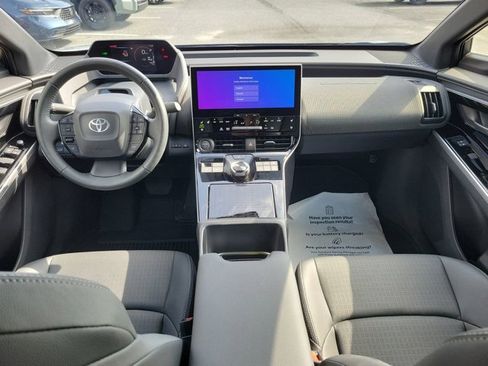 Used 2024 Toyota bZ4X Limited image 21