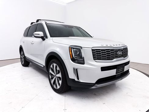Used 2020 Kia Telluride EX w/ EX Premium Package image 12