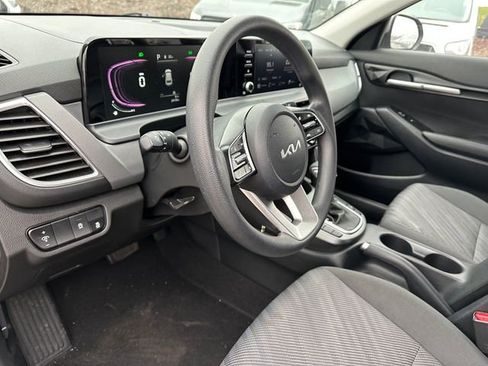 Used 2024 Kia Seltos LX image 18