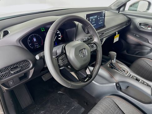 New 2026 Honda HR-V Sport image 8
