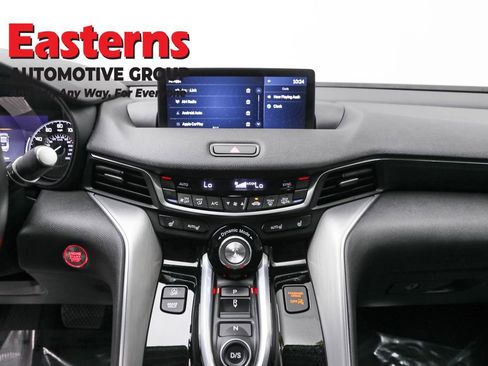 Used 2023 Acura TLX image 12