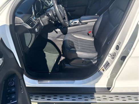 Used 2018 Mercedes-Benz GLE 350 image 13