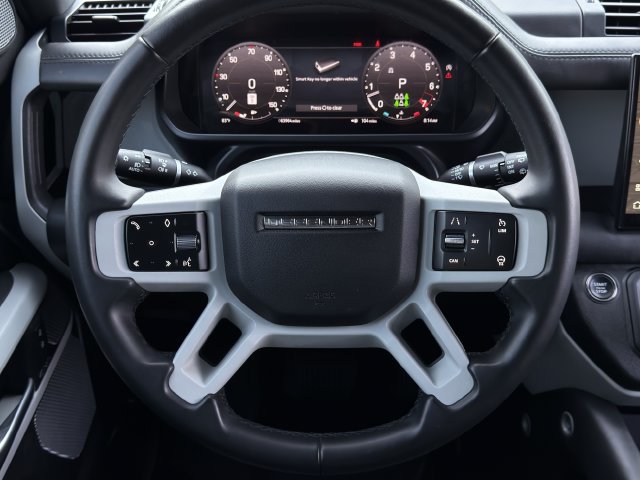 Used 2023 Land Rover Defender 130 SE AWD/4WD image 13