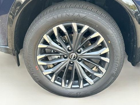 New 2026 Nissan Rogue Platinum image 5