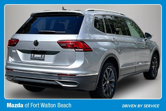 Used 2024 Volkswagen Tiguan SE FWD image 6