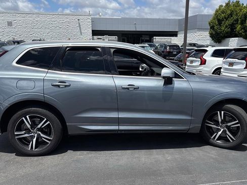 Used 2018 Volvo XC60 T6 R-Design AWD/4WD image 4