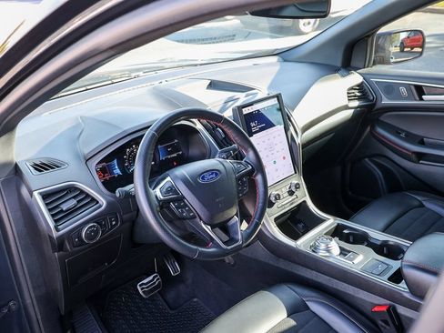 Used 2024 Ford Edge ST-Line w/ Class II Trailer Tow Package AWD/4WD image 38