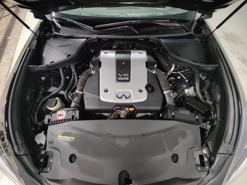 Used 2015 INFINITI Q70 L 3.7 w/ Technology Package image 5