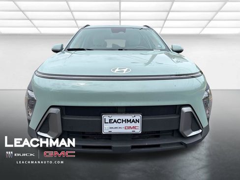 Used 2025 Hyundai Kona SEL FWD image 8