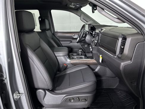 New 2026 GMC Sierra 1500 SLT w/ SLT Premium Plus Package image 28