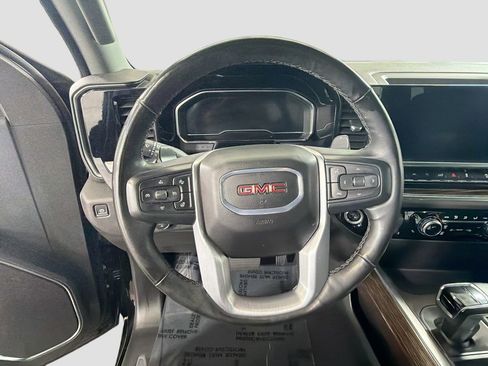 Used 2024 GMC Sierra 1500 Elevation w/ Preferred Package AWD/4WD image 14