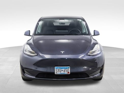 Used 2021 Tesla Model Y Long Range image 8