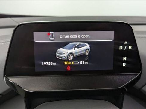 Used 2024 Volkswagen ID.4 Pro AWD/4WD image 24