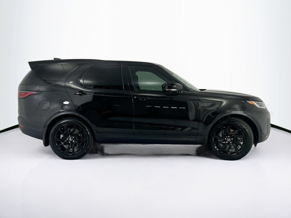 Used 2025 Land Rover Discovery S AWD/4WD image 4