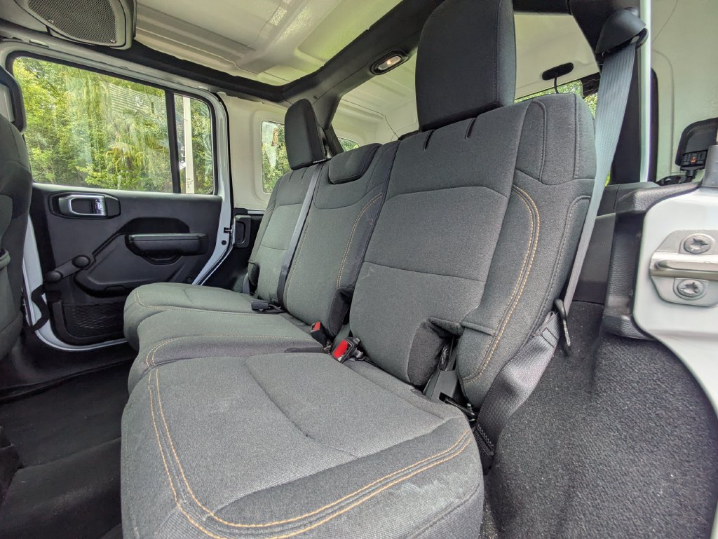 Used 2024 Jeep Wrangler Unlimited Sport AWD/4WD image 16