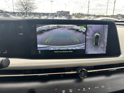 Certified 2025 Nissan Ariya AWD image 27