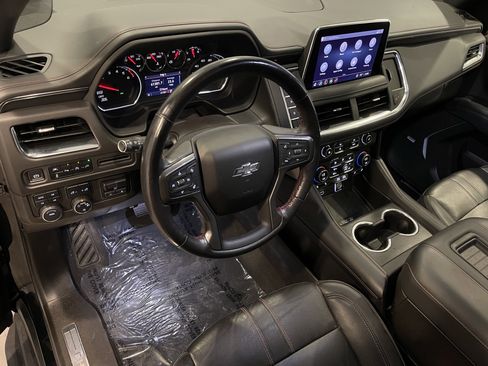 Used 2021 Chevrolet Tahoe RST w/ Luxury Package image 13