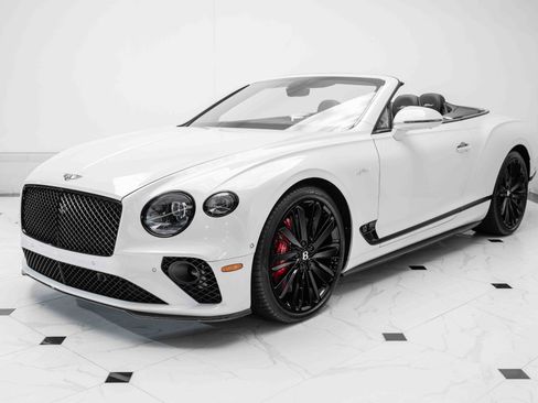 Used 2023 Bentley Continental GT Speed image 9