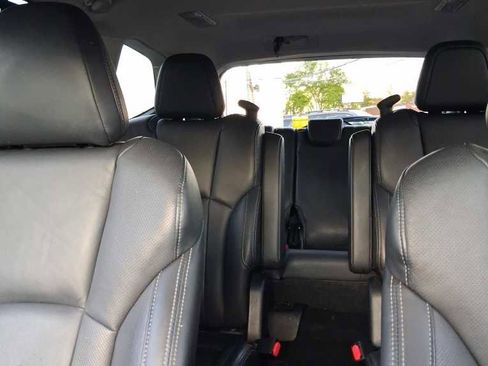 Used 2022 Subaru Ascent Limited w/ Technology Package AWD/4WD image 27