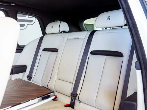 Used 2019 Rolls-Royce Cullinan AWD/4WD image 30