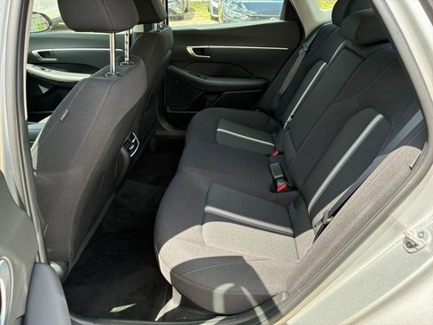 Used 2025 Hyundai Sonata SEL FWD image 21