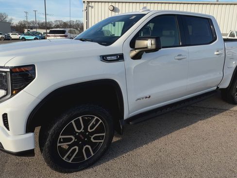 New 2026 GMC Sierra 1500 AT4 image 4