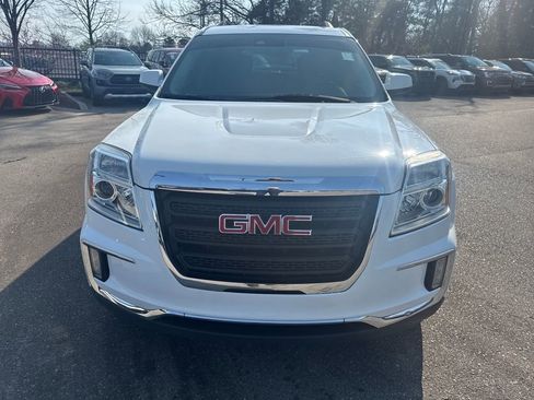 Used 2017 GMC Terrain SLE w/ Technology Package image 34