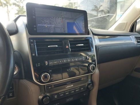 Certified 2022 Lexus GX 460 Premium AWD/4WD image 29