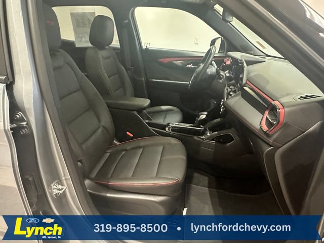 Used 2025 Chevrolet TrailBlazer RS w/ Convenience Package AWD/4WD image 7