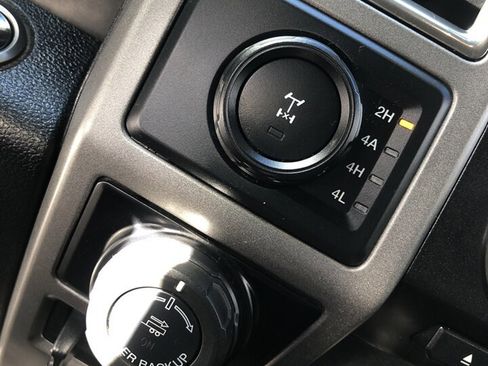 Used 2017 Ford F150 Raptor w/ Equipment Group 802A Luxury image 15