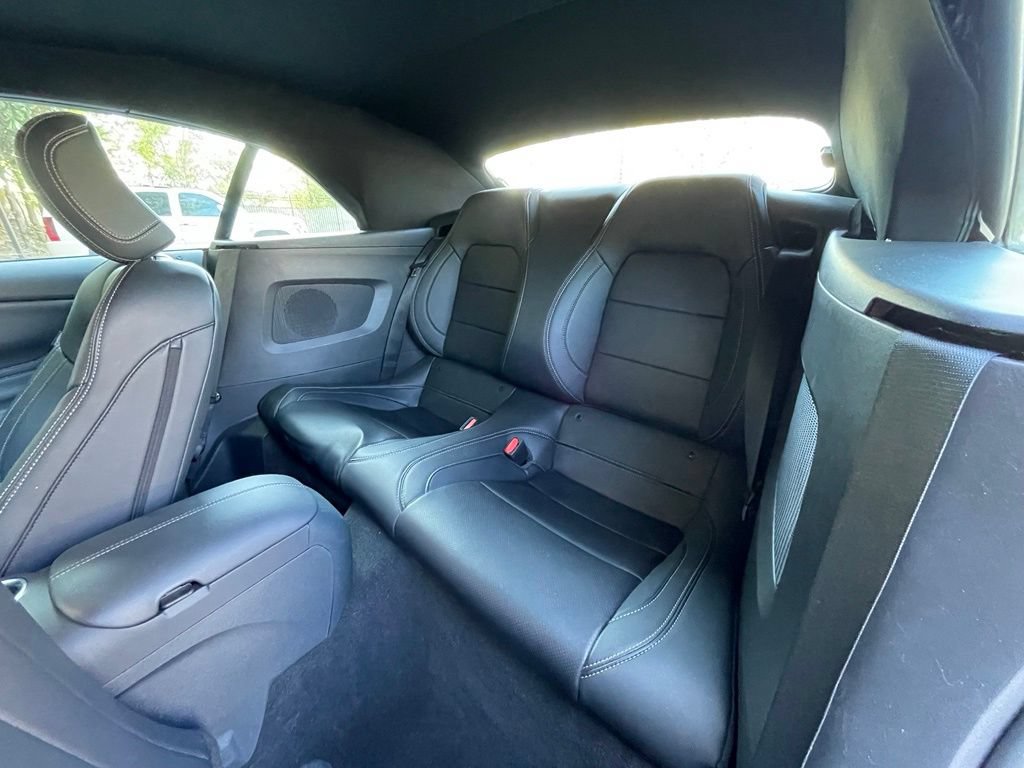 Used 2025 Ford Mustang Premium RWD image 25