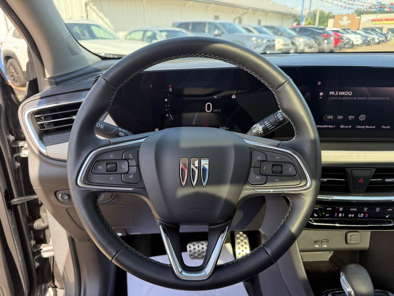 Used 2025 Buick Encore GX Avenir w/ Avenir Convenience Package FWD image 13